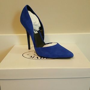 Steve Madden Blue Suede heels